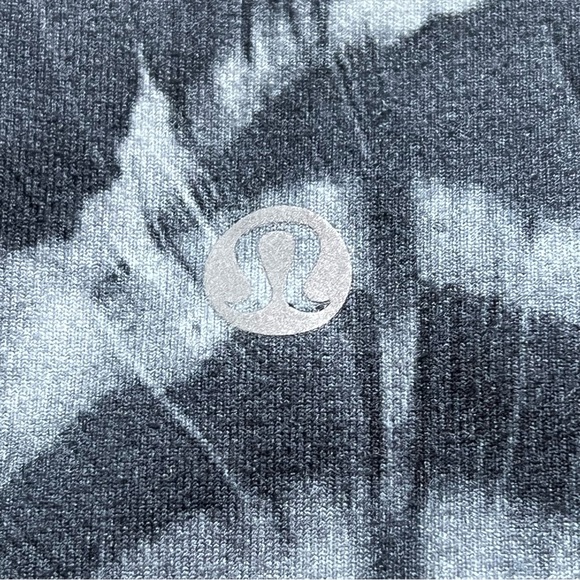 Lululemon High Times Leggings Pretty Plume Angel Wing  Women’s Size 4 - Picture 4 of 4